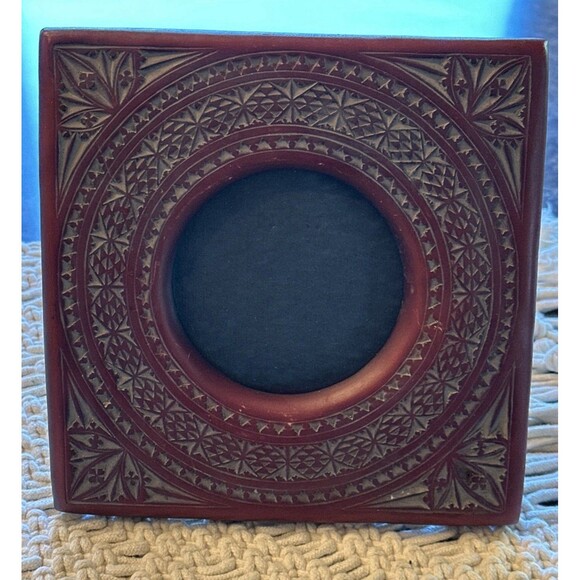 Set Of 2 Carved Mandala Style Square Picture frame ornate raised Circle Glass - Picture 3 of 6